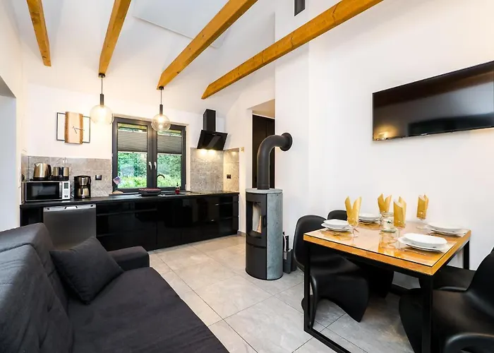 Letniskowe - Seven Сasa de vacaciones Dąbki